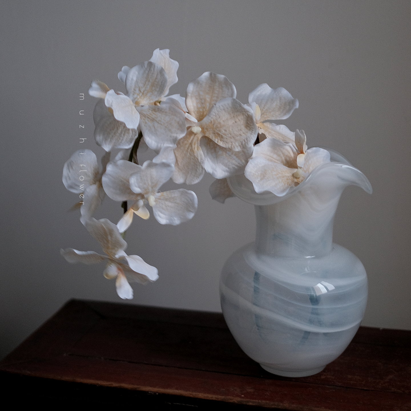 高级感逼真高枝蝴蝶兰万代兰仿真花假花客厅餐桌插花花束家居装饰