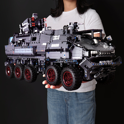 益智拼装积木防爆车警车玩具儿童男女孩子礼物2026新款拼图装甲车