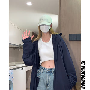 清凉一夏胖mm冰丝大码防晒服外套垂感透气百搭宽松连帽夹克女图片