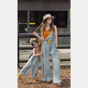 Spring韩国童装2026年春季新款亲子复古水洗牛仔阔腿裤女童背带裤