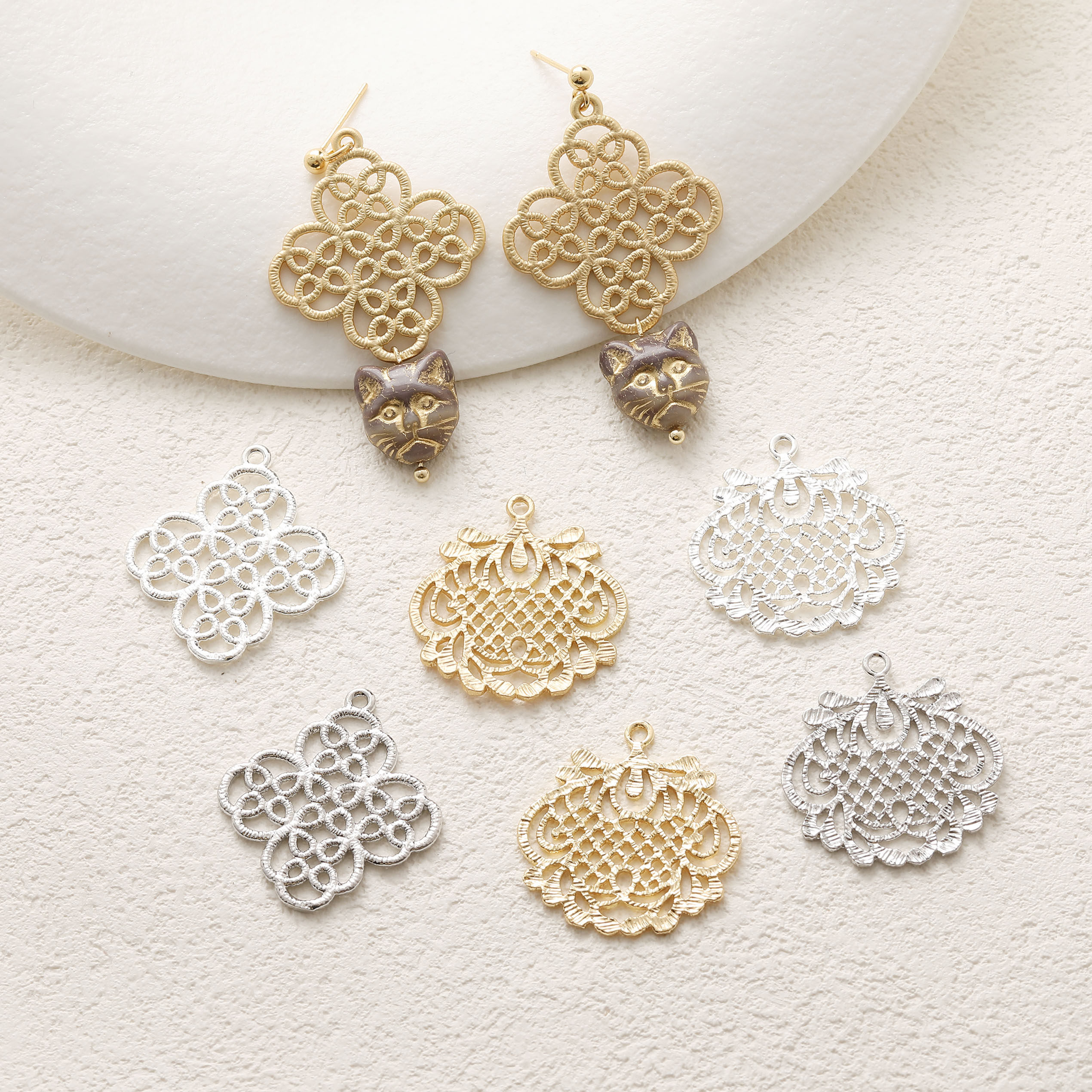 14K电镀真金厚银菱形精致蕾丝镂吊坠diy手作串珠耳饰项链材料配件,饰品/流行首饰/时尚饰品新,其他DIY饰品配件,淘宝优惠券,粉丝福利购,淘宝优惠卷