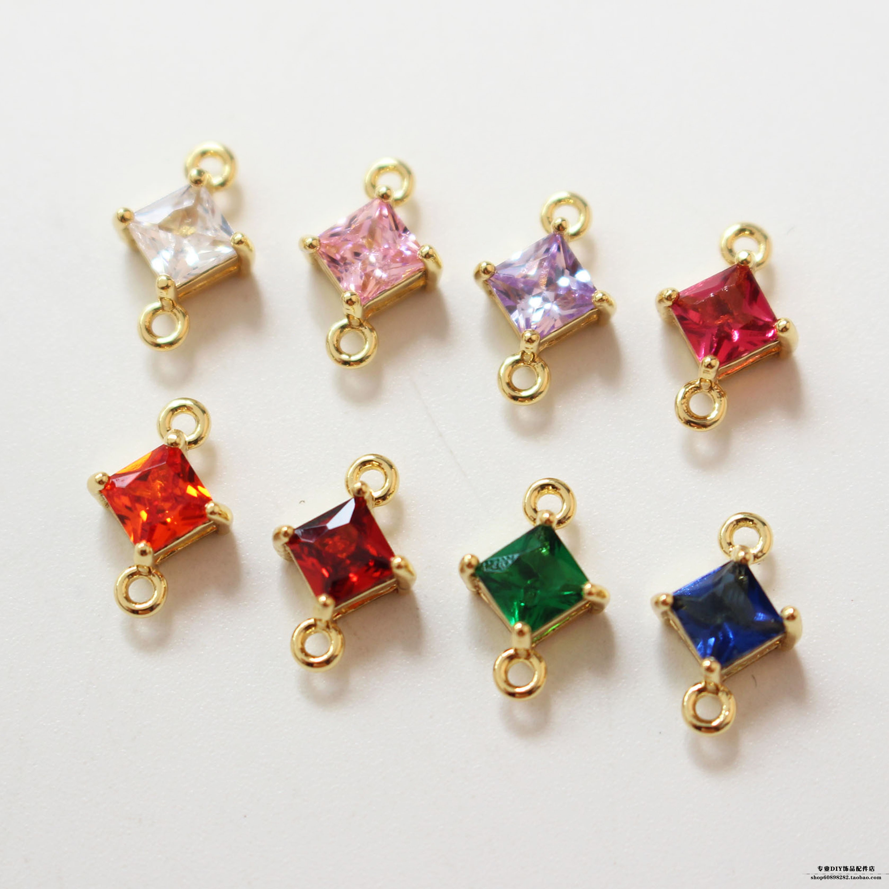 镀18k菱形水钻耳钉保色铜