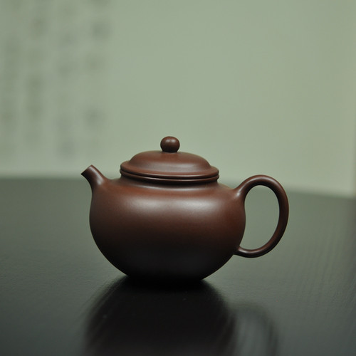 友兰轩 纯手工摹古明式小品160CC 原矿40目深井老紫泥掇只紫砂壶