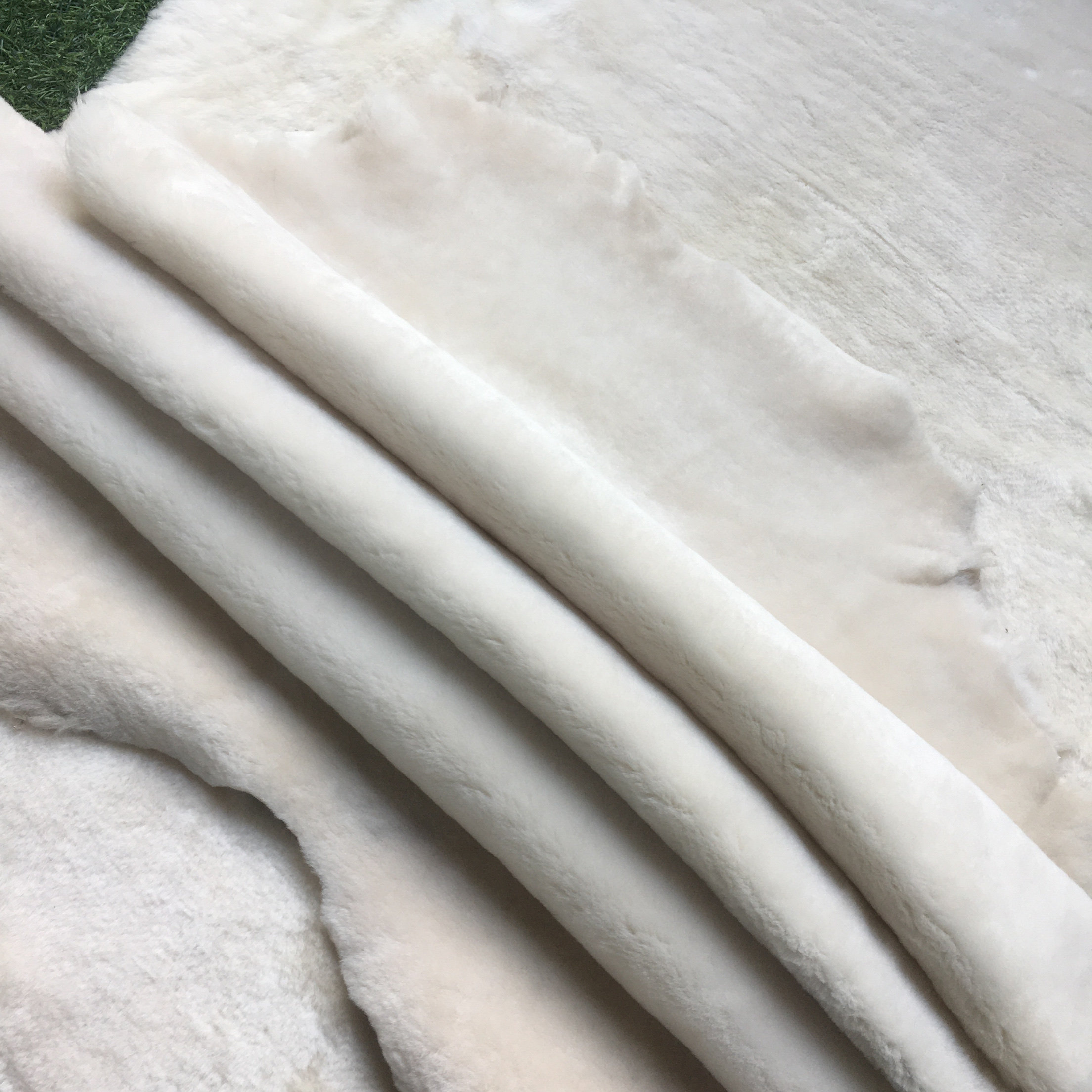 美利奴羊羔毛皮毛一体真皮服装皮草护膝抱枕沙发垫手工DIY皮料
