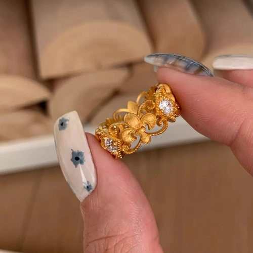 新品法式轻奢色镂空鸢尾花戒指小