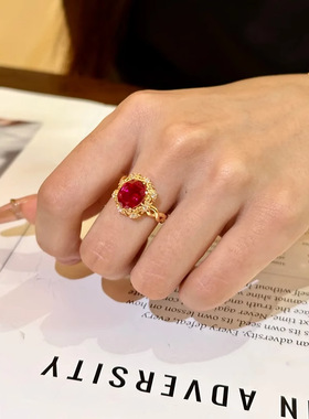 新品璀璨花型鸽血红宝戒指女中古