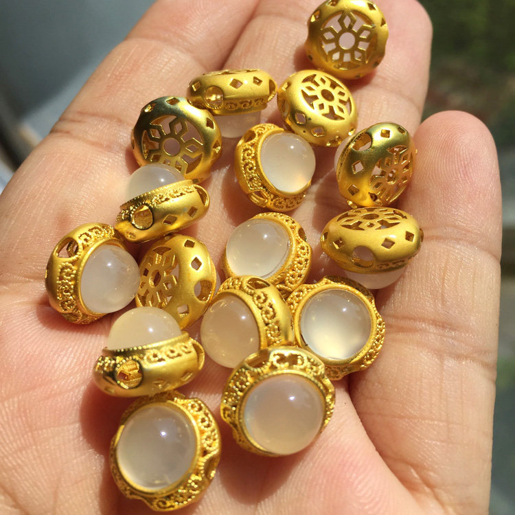 Sweet配饰 天然白玛瑙玉髓镶嵌 铜镀金 魔盒配件 12mm 福利价3.9