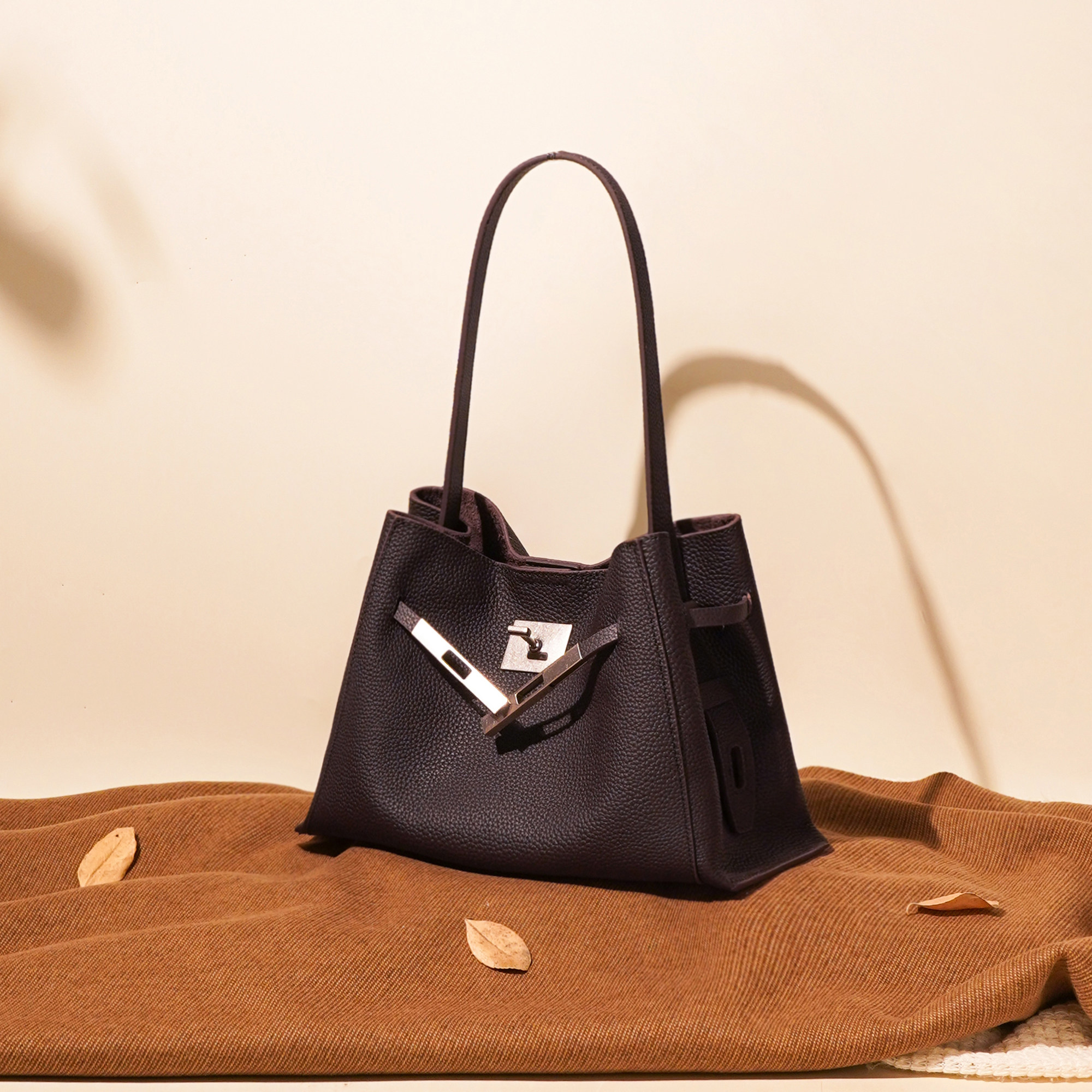 头层牛皮凯莉包2026新款手提包包女百搭高级复古单肩斜挎女包8118,箱包皮具/热销女包/男包,通用款女包,淘宝优惠券,粉丝福利购,淘宝优惠卷