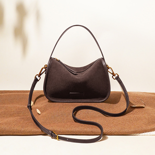 2025秋冬新款 包女复古磨砂牛皮枕头包单肩包斜挎包轻便手提手拎包