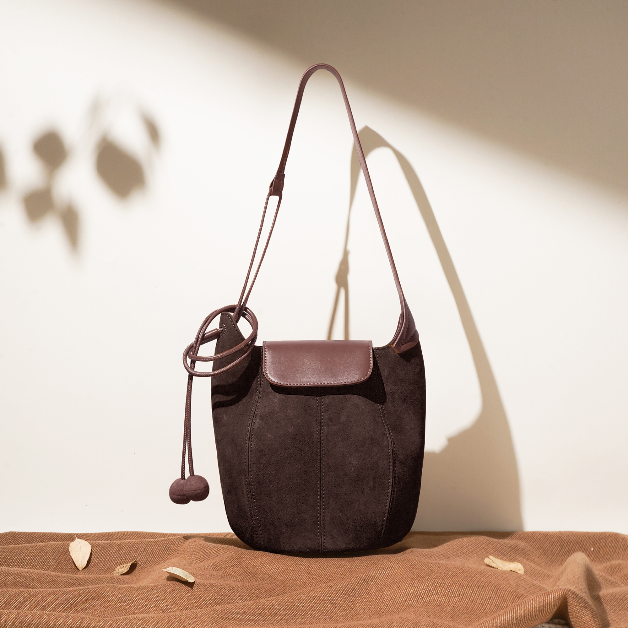 磨砂牛皮水桶包复古百搭南瓜包