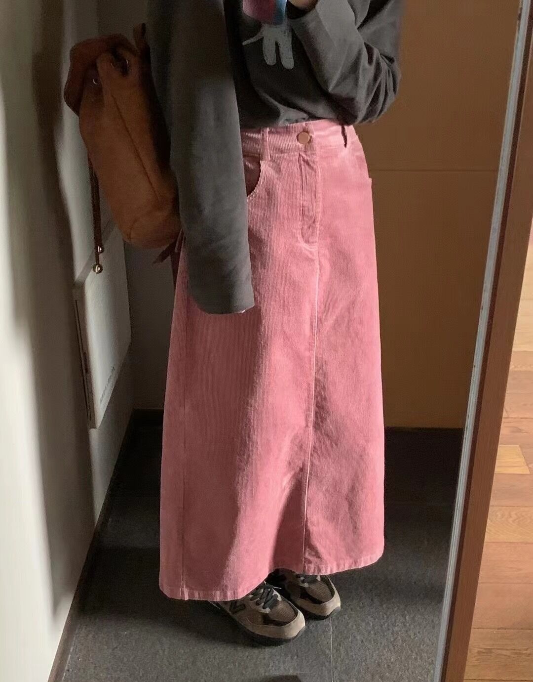 秋冬韩系松紧高腰纯色灯芯绒A字复古显瘦通勤休闲百搭中长半身裙