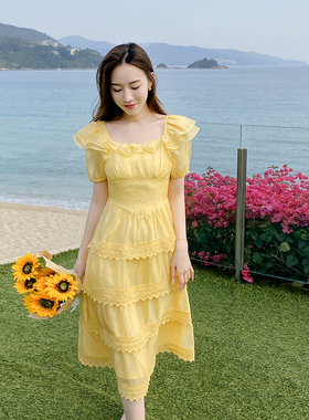 法式方领黄色连衣裙女夏季荷叶边小飞袖甜美减龄收腰a字公主长裙