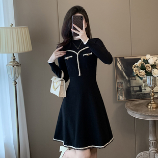 小香风针织连衣裙女秋冬长袖高级感优雅气质收腰黑色半高领毛衣裙
