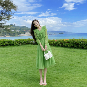 法式仙女莱赛尔天丝气质连衣裙女秋中长款裙显瘦海边沙滩飘逸长裙