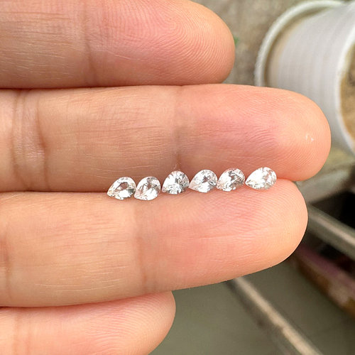 天然白蓝宝裸石3*4mm配石