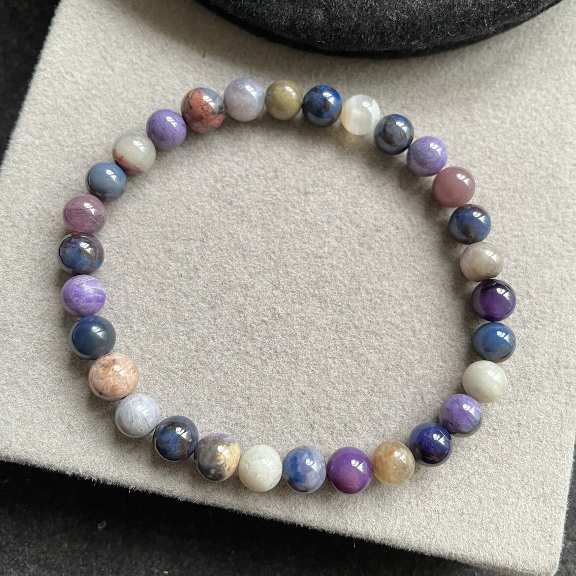 8mm天然舒俱来老料玉化糖果色苏纪石手链多彩色手串