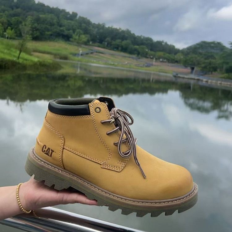 卡特CAT新款男鞋中帮大黄靴经典休闲百搭马丁靴耐磨短筒工装鞋