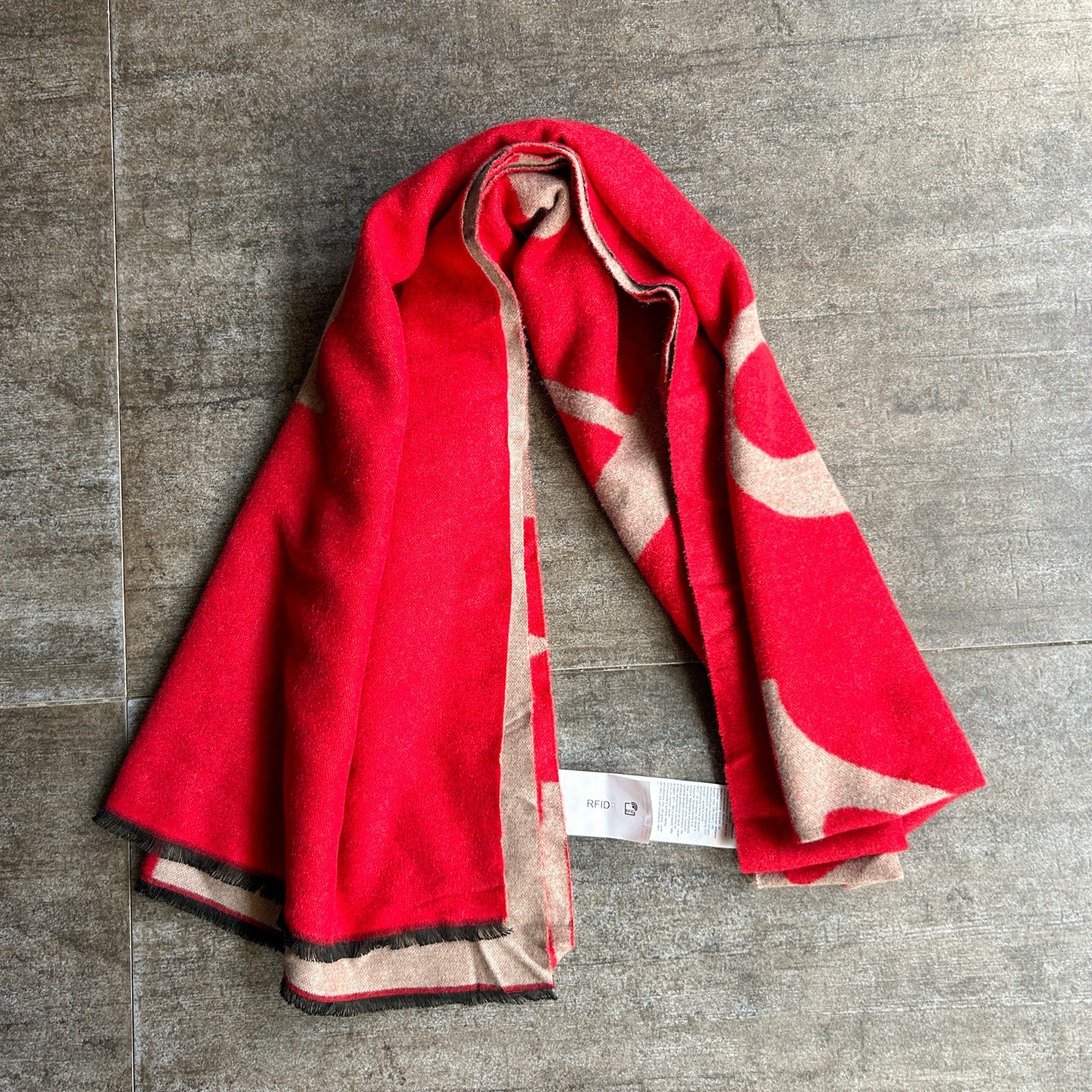 不褪换 千元级意大利大牌m@xc0秋冬季男女通用双面用围巾围脖披肩