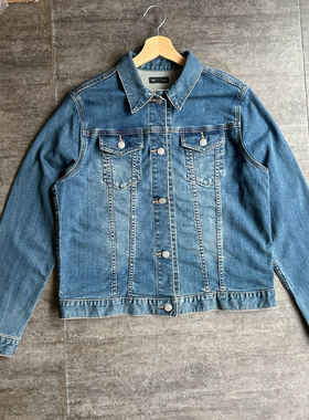 不褪换 lativ春秋季女款水洗弹力丹宁布经典款牛仔夹克短外套