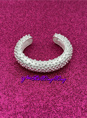 有颗星星轻奢女S925银爱心宽手镯