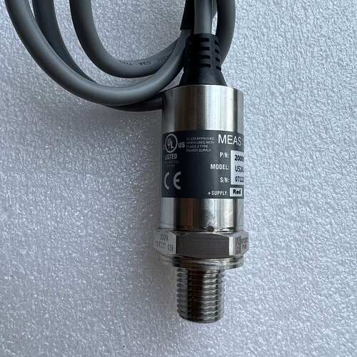 电压输出U5141-C28885-500PA压力传感器全新