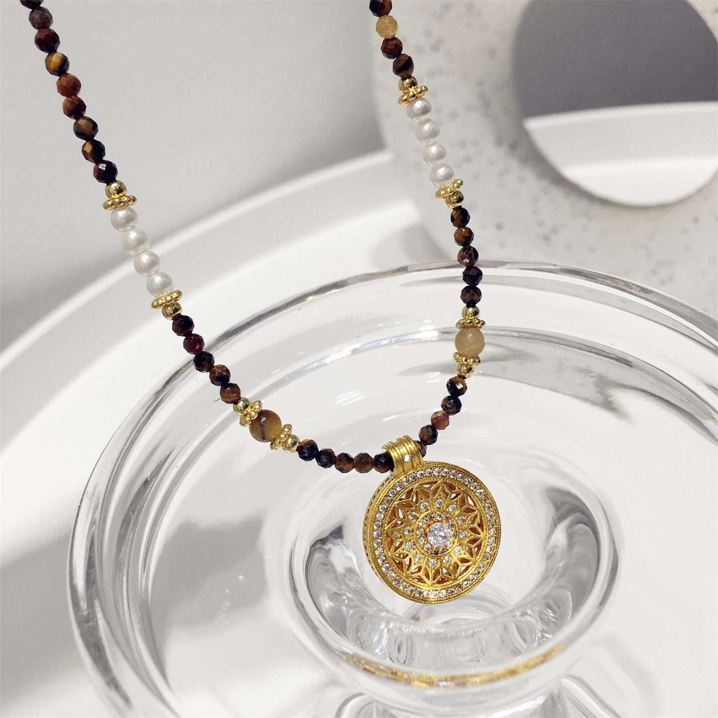 新中式复古宫廷风法式串珠圆珠子雕花镂空圆形几何项链锁骨链颈饰