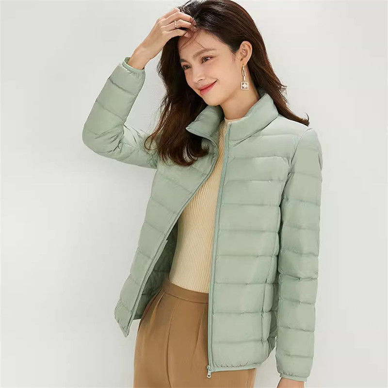 清仓轻薄羽绒服女秋冬新款白鸭绒立领短款薄款大码修身妈妈外套潮