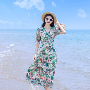 新款 波西米亚沙滩裙三亚海边度假超仙 雪纺碎花连衣裙女2022年夏季