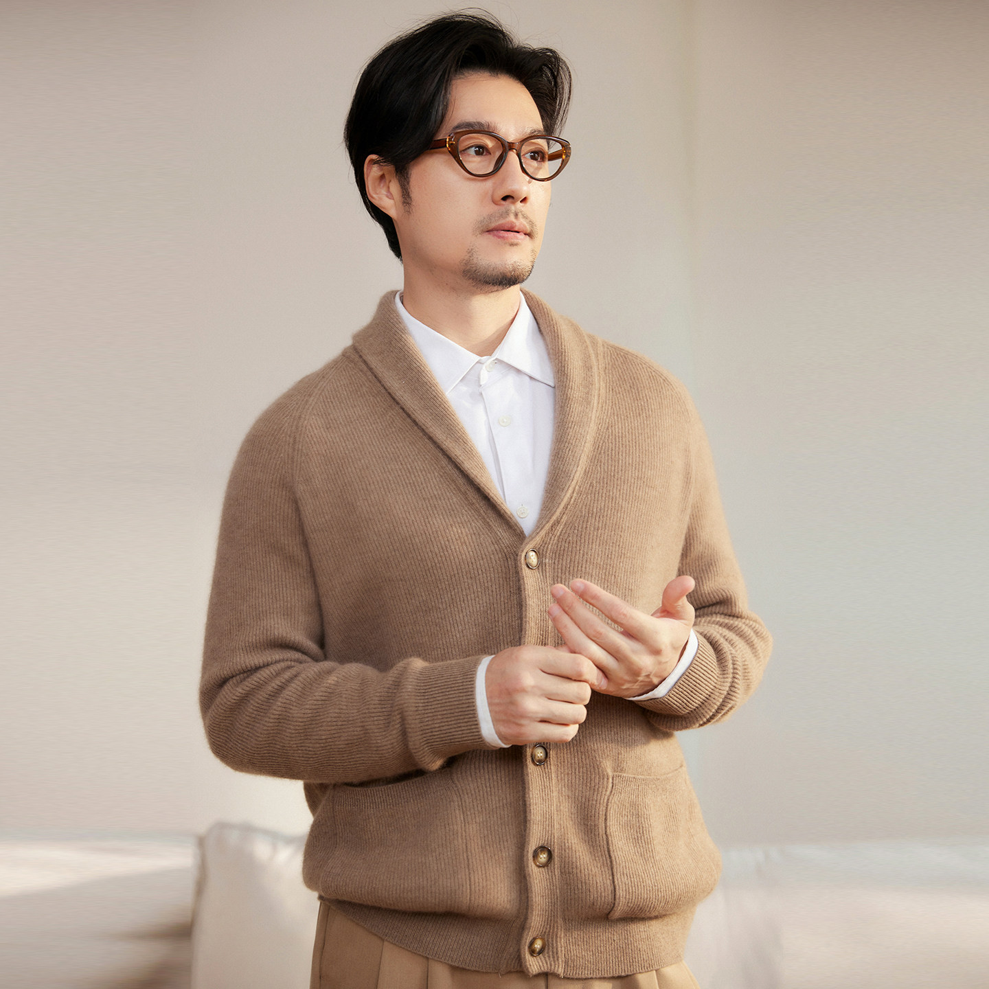 秋冬100%纯山羊绒V领针织开衫男