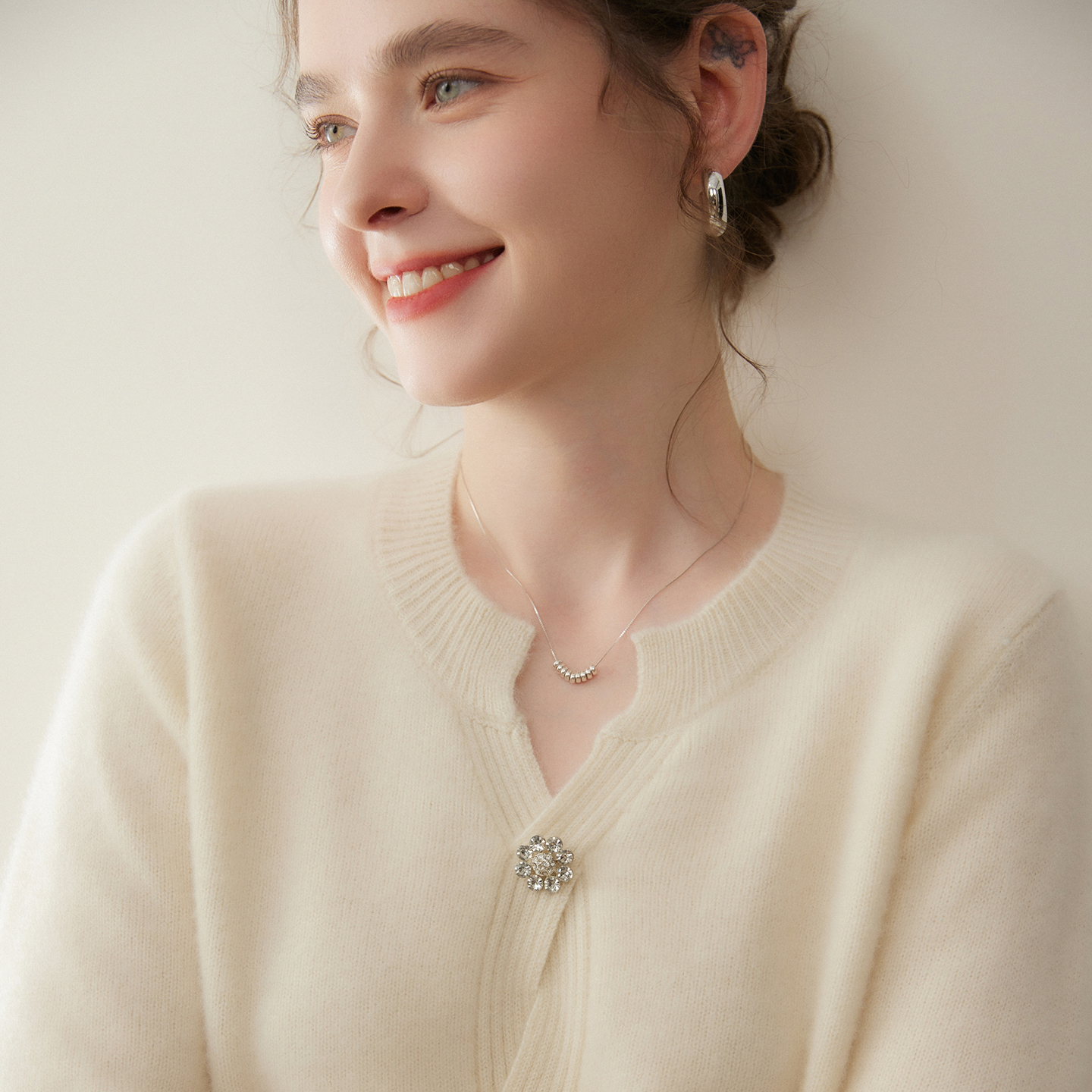 100%纯山羊绒衫女V领宽松慵懒风