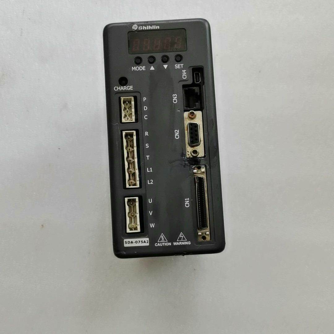 拆机士林SDA－075A2驱动器实物图功能好的议价{天意设备}