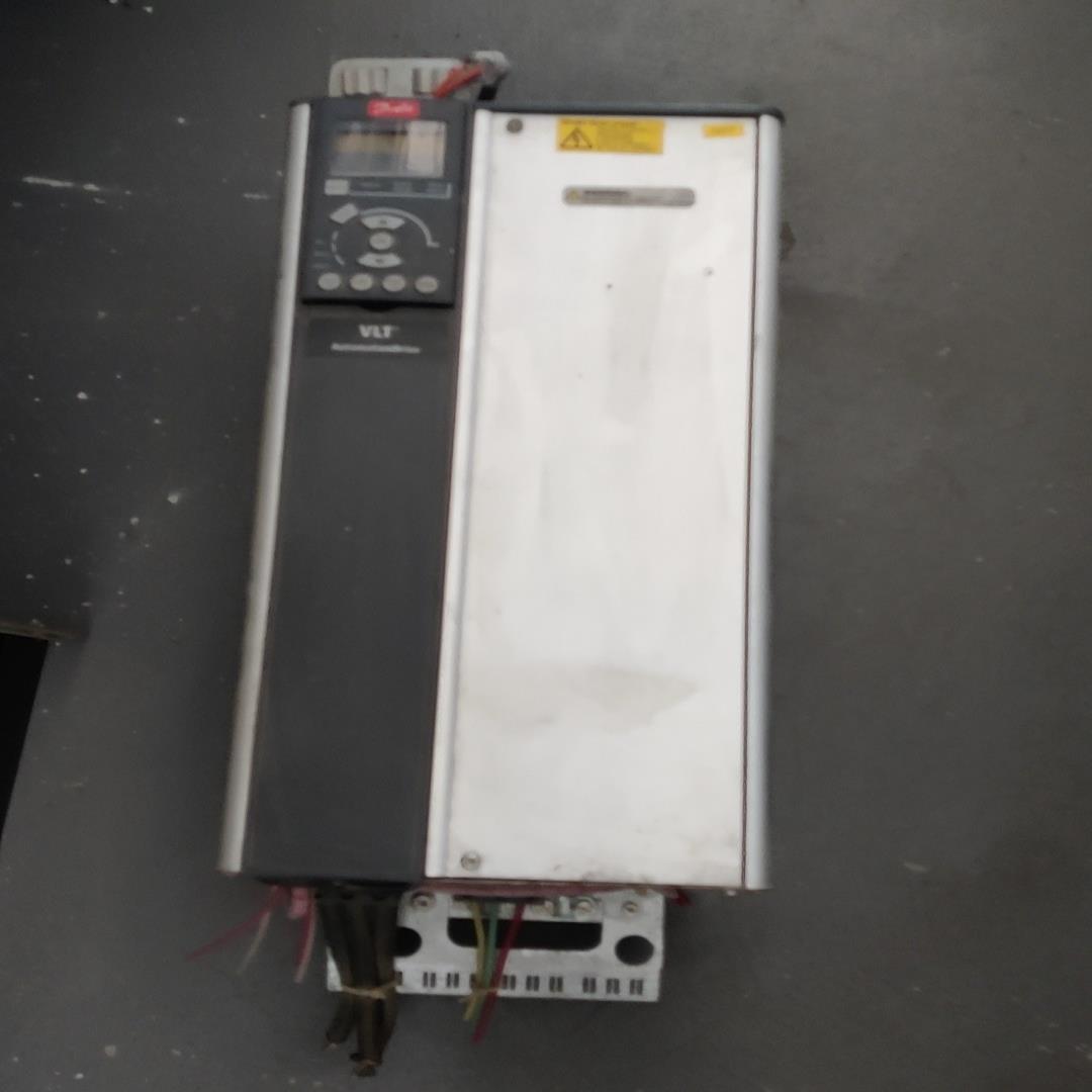 丹佛斯变频器FC-302P18KT5E20H2X185k{天意设备}