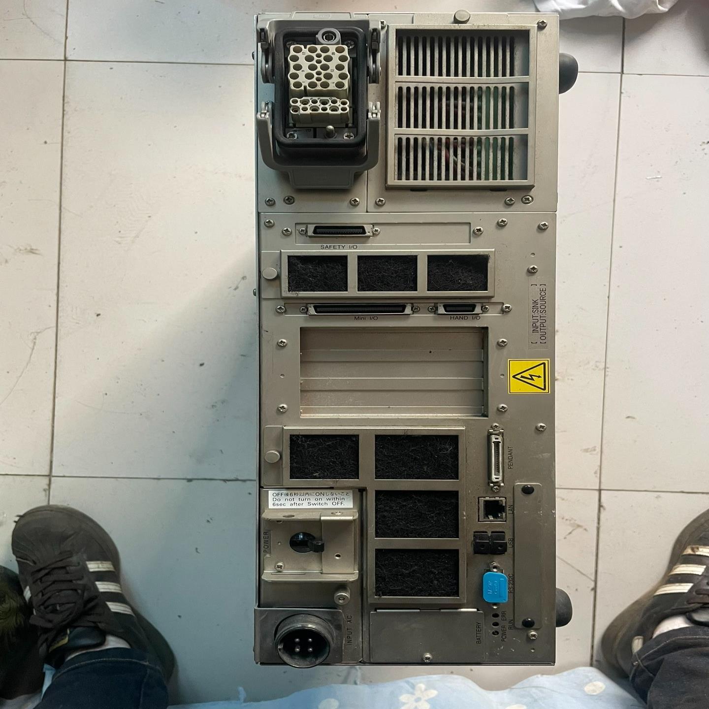 电装机器人控制器DENSO RC7M-HSG4BA-BP实物{天意设备}