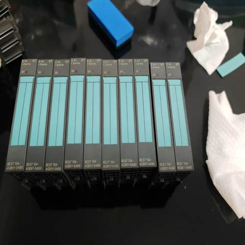 6es7 134-4gb01-0AB0 99新 顺丰包邮{天意设备}