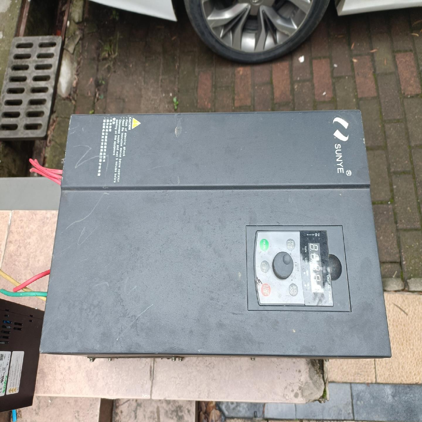 拆机包好日业变频器185kw22kw实物图cm530-c{天意设备}