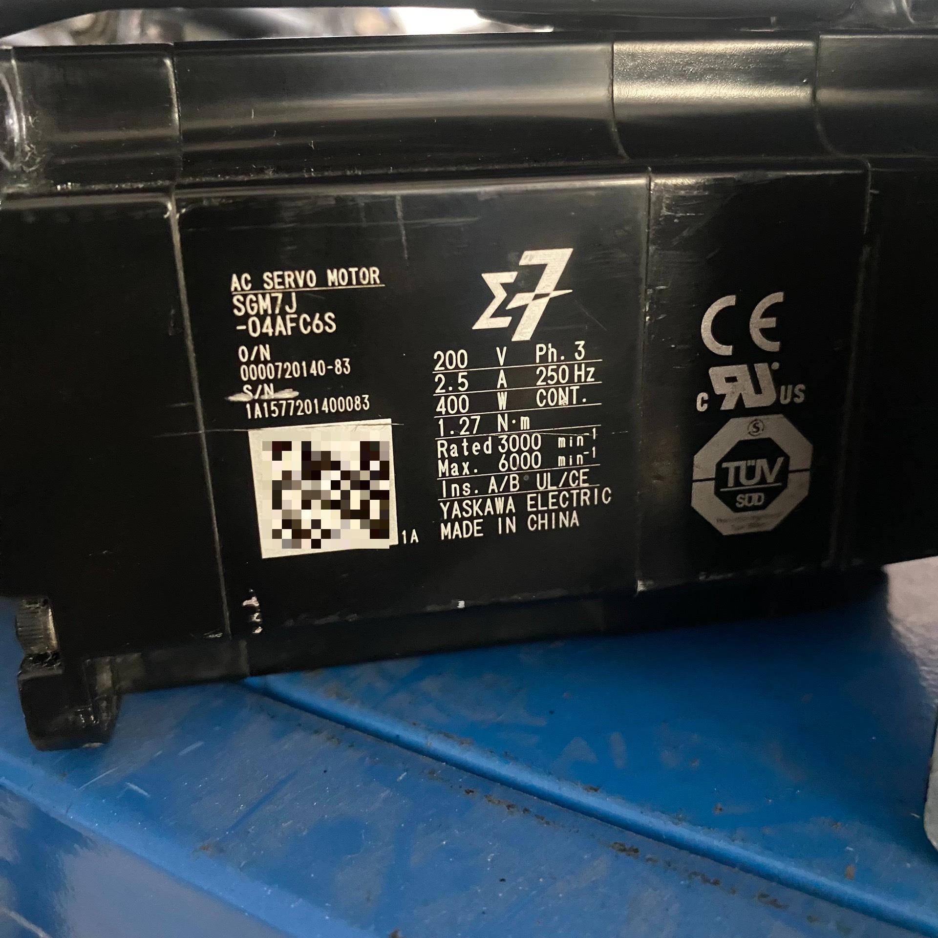 #YASKAWA安川 SGM7J-04AFC6S{天意设备}