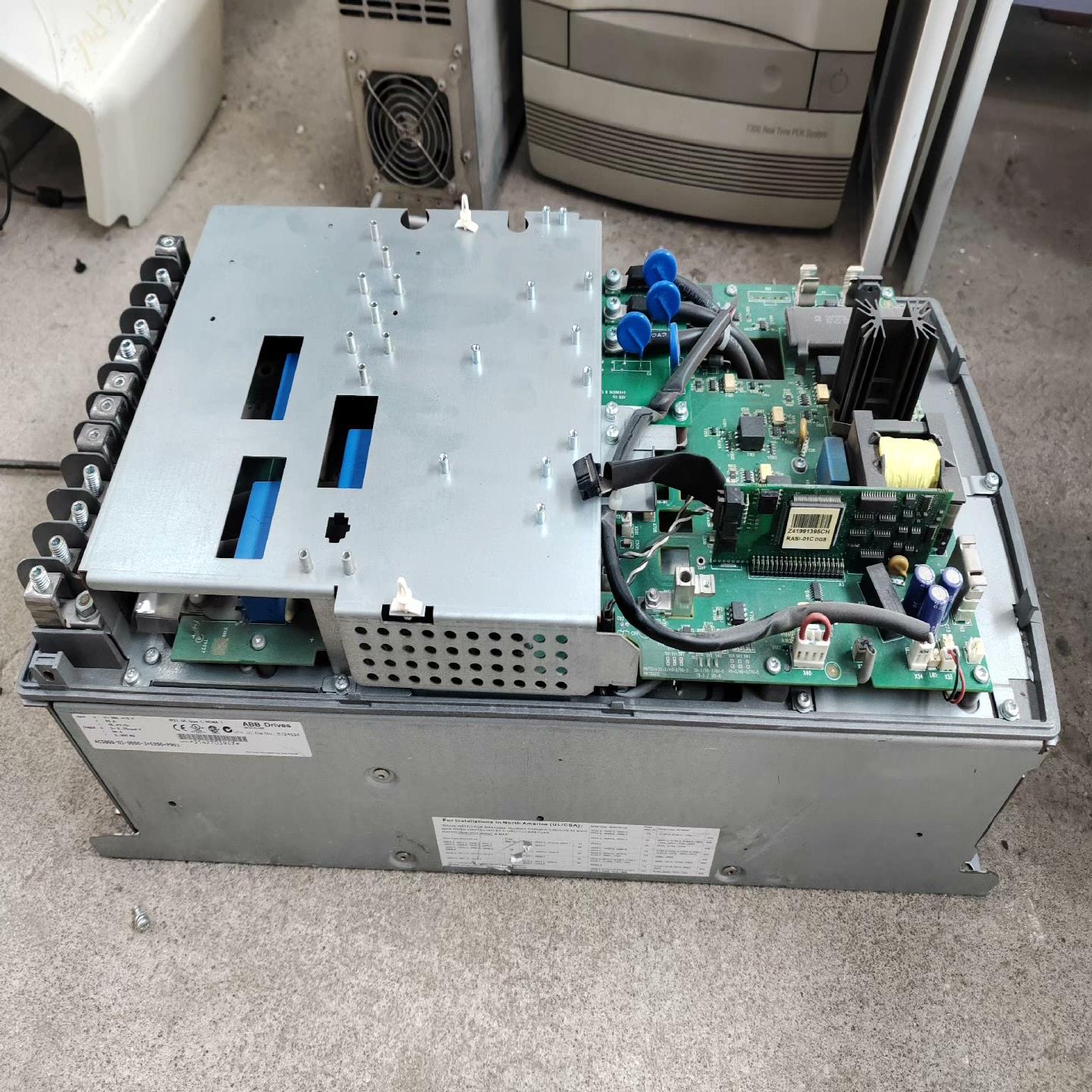 ABB变频器ACS800-01-0030-3+E200+P9{天意设备}