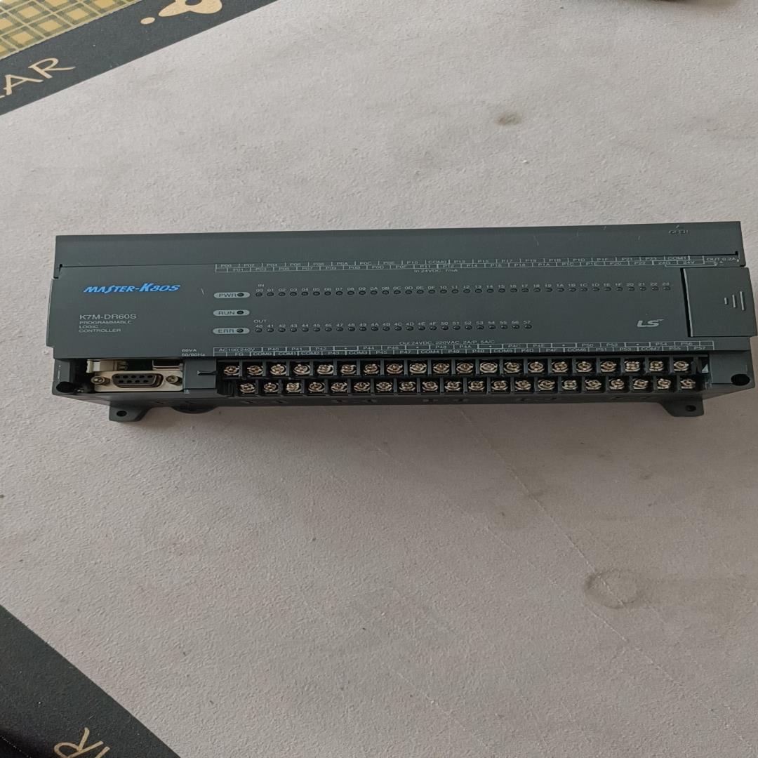 K7M一DR60S  PLC一台  实物图片{天意设备}