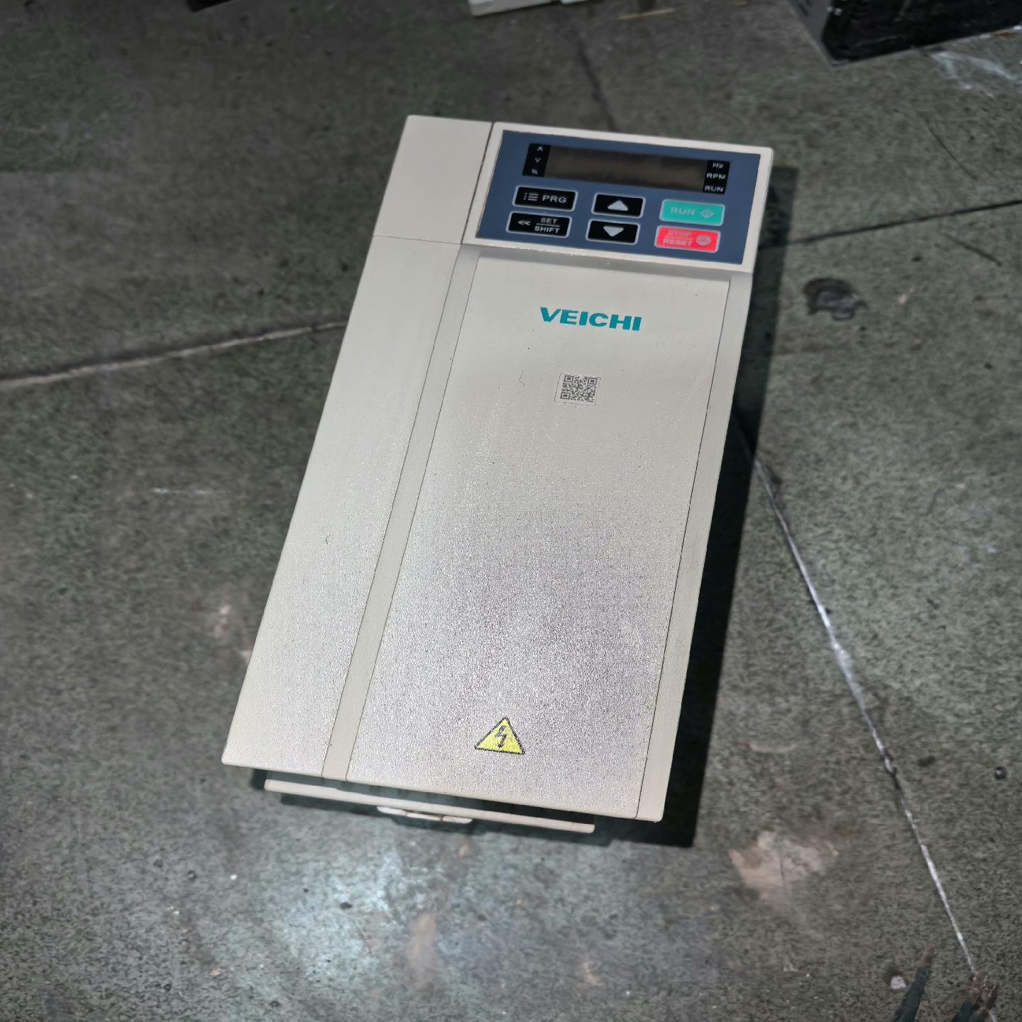 VEICHI伟创变频器 实物拍摄 功能包好  AC300-T{天意设备}