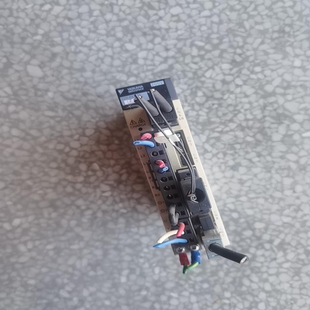 拆机安川伺服驱动器SGDV-R90A11A功能正常{天意设备}