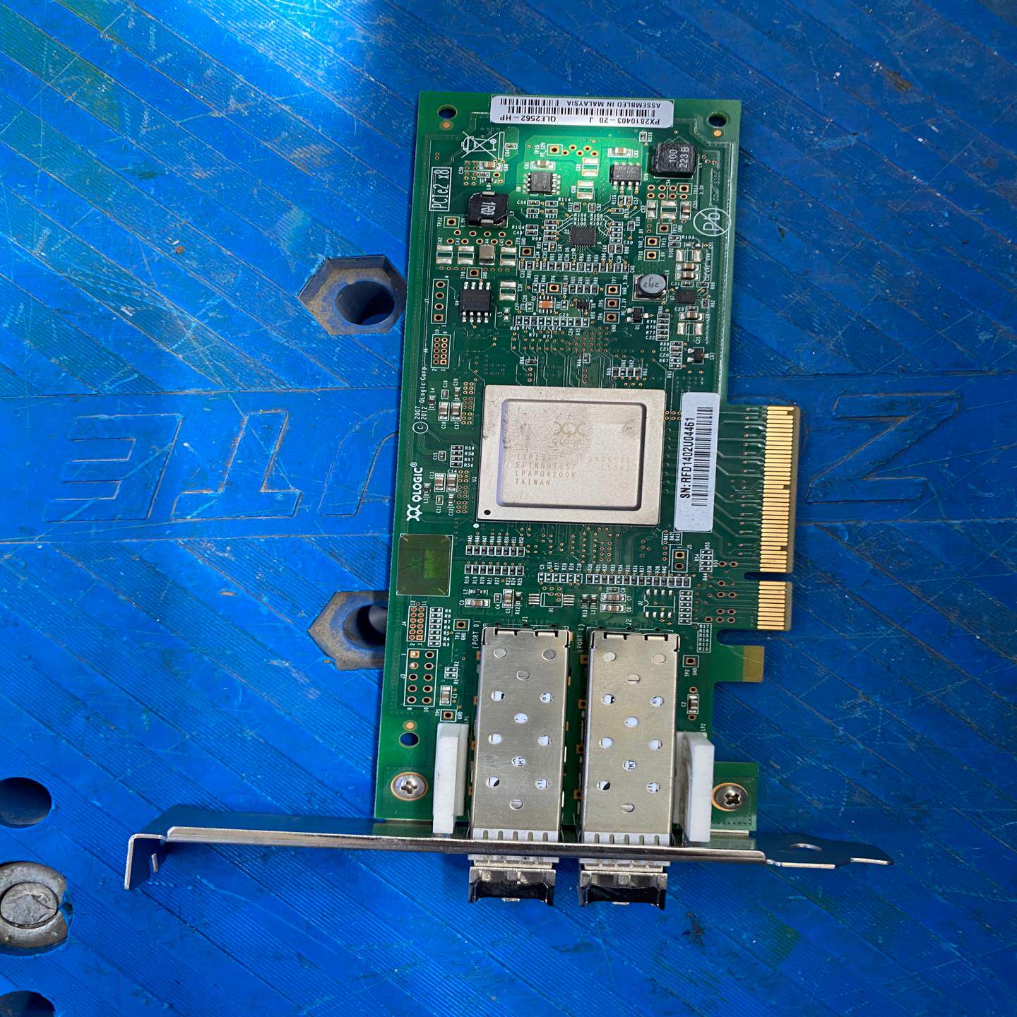 HP  QLOGIC QLE2562 2560 8G FC双{天意设备}