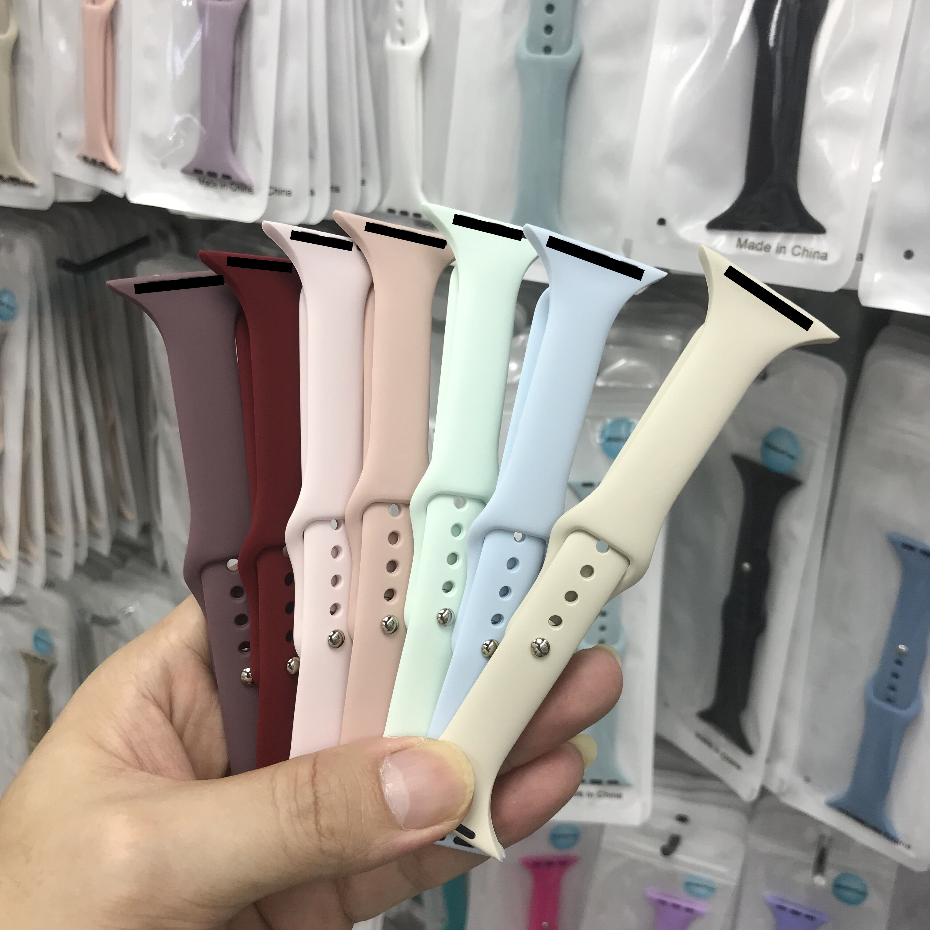 【华强北优选】适用iwatch7表带s7s8s9表带se学生手腕带硅胶ultra