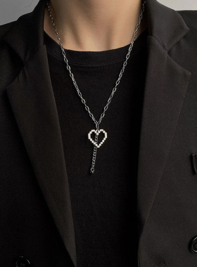 日韩镂空马赛克爱心钛钢项链