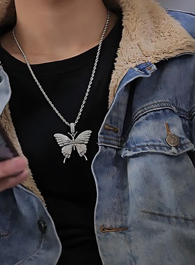 ins风镶钻蝴蝶长款毛衣链