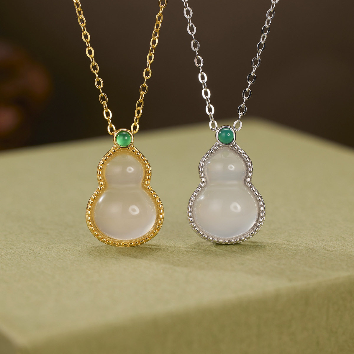 中式复古玉石葫芦项链女白金色银质吊坠小众轻奢气质设计感女式