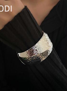 欧美跨境饰品 时尚椭圆串珠弹簧手镯 设计感宽面合金bracelet套装