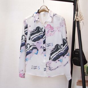 女士洋气小衬衫时尚2019春季新品印花衬衫女港风复古冷淡印花韩范