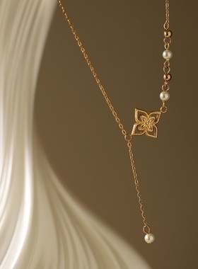 中国风珍珠钛钢项链四叶草