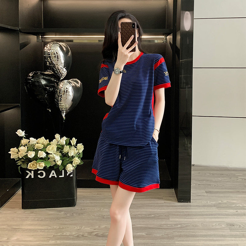 撞色条纹短袖T恤运动套装女夏季新款休闲减龄洋气时尚短裤两件套