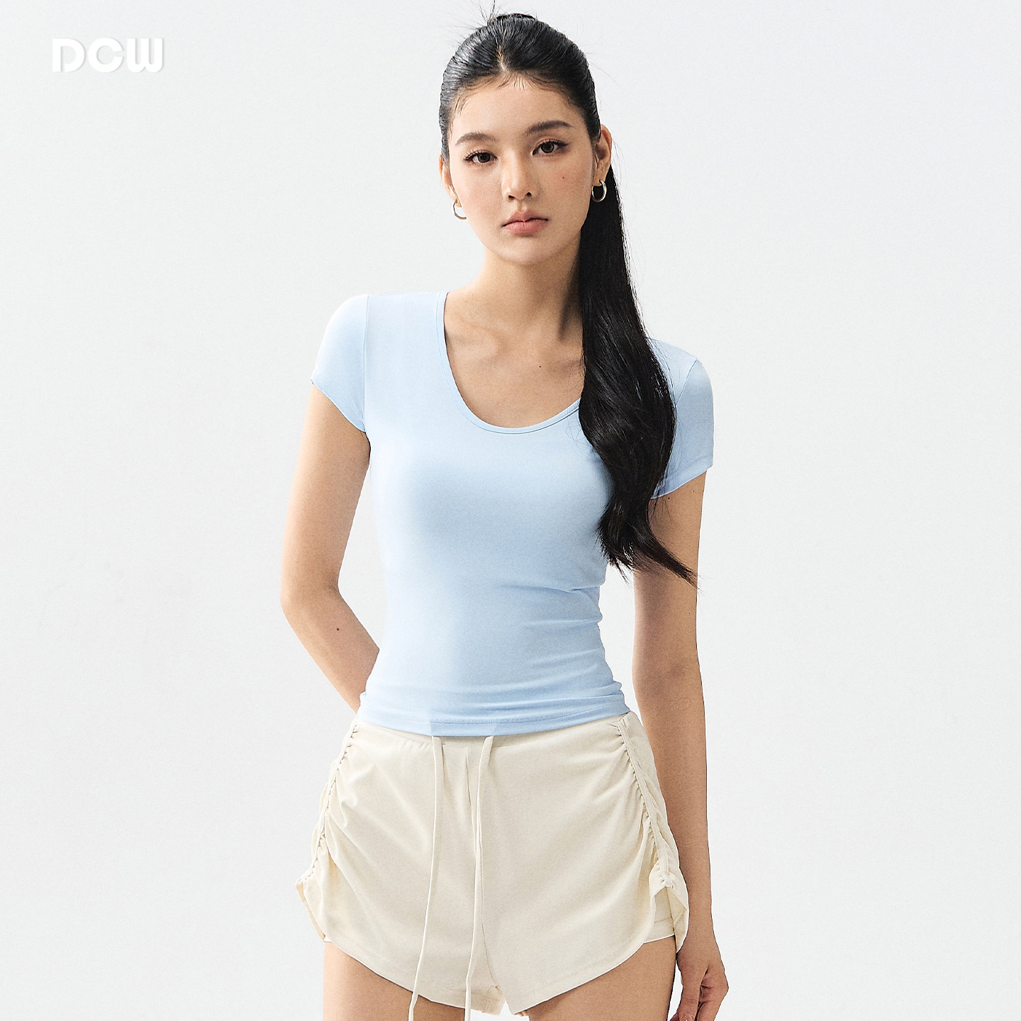 DCW高弹运动短袖女修身显瘦基础款百搭健身上衣普拉提训练瑜伽t恤